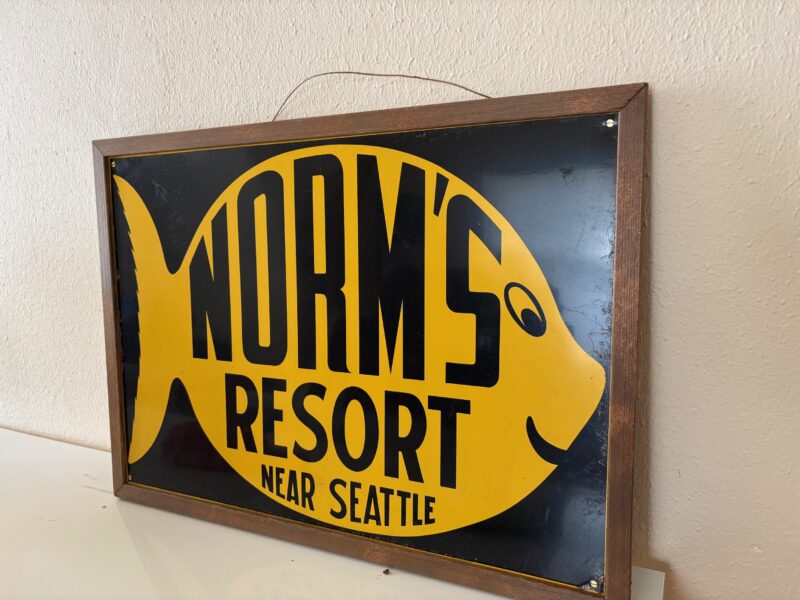 Norms Resort Sign